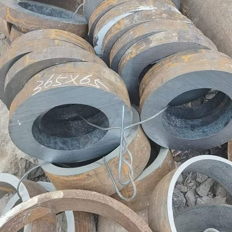 16Mn无缝钢管因其具有良好的综合力学性能 切割零售